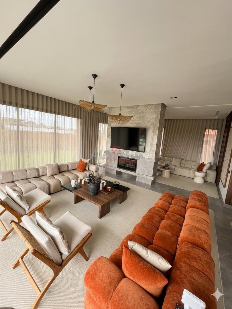Villa for Sale 500 m² in Marrakech — Photo 6