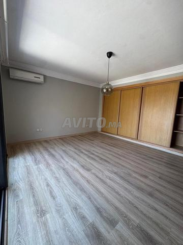 فيلا 1000 م² للإيجار في الدار البيضاء (أنفا سوبريور) — Photo 30
