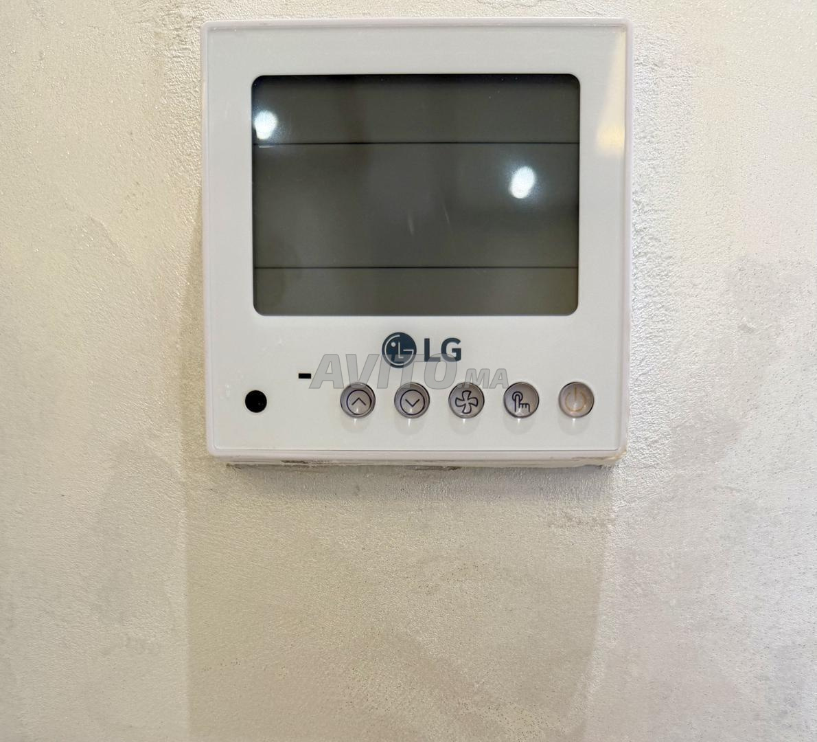 Appartement 130 m² à louer à Rabat El Menzeh-Souissi — Photo 30