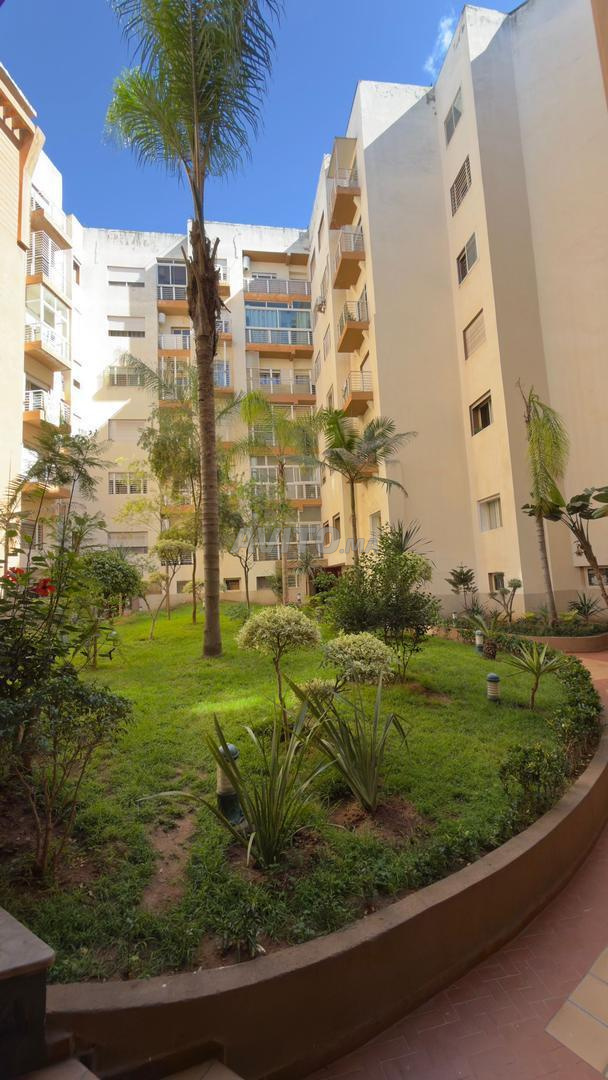 Appartement 110 m² à louer à Casablanca (Hay Nassim 2) — Photo 4