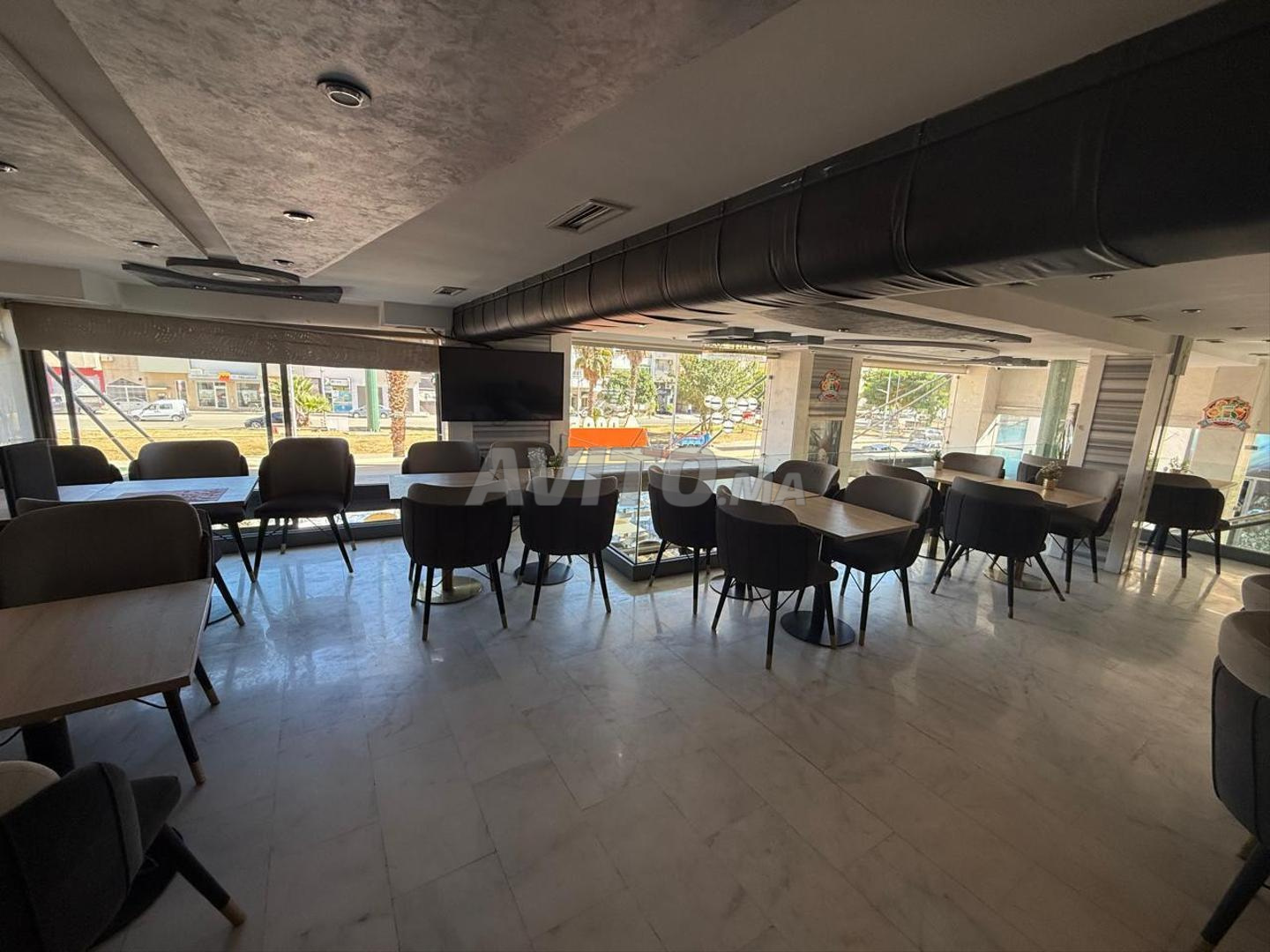Commercial space 200 m² for sale in Fes — Photo 8