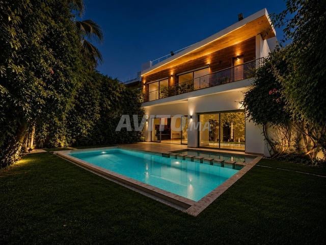 650 m² Villa for Rent in Casablanca (Ain Diab) — Photo 2
