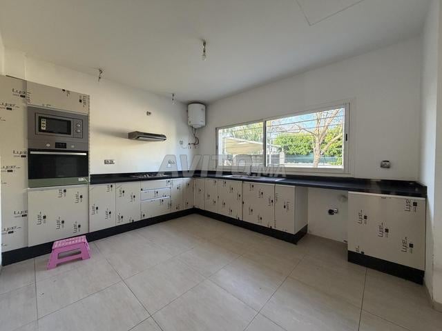 Villa 400 m² à vendre à Rabat, Souissi — Photo 13