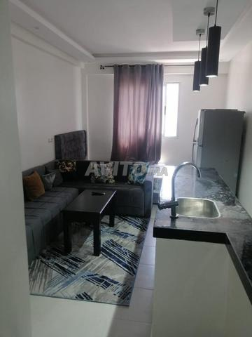 Studio meublé 40 m² à louer à Casablanca Belvédère — Photo 2