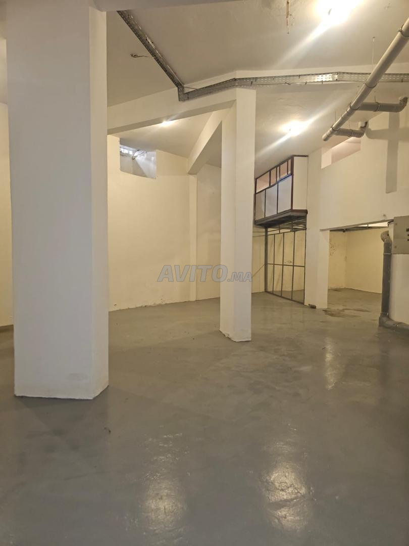 Commercial space 250 m² for rent in Casablanca (Belvedere) — Photo 3