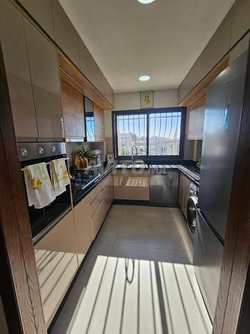 Appartement 98 m² à vendre à Casablanca, Roches Noires — Photo 8