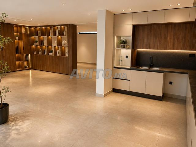 200 m² Villa for Sale in Casablanca - Almaz — Photo 9