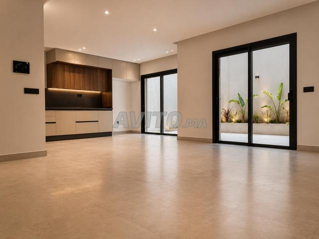 200 m² Villa for Sale in Casablanca - Almaz — Photo 11
