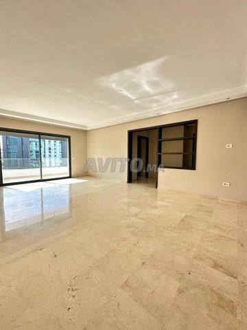 Appartement 2 chambres 120 m² à louer à Oasis, Casablanca — Photo 2