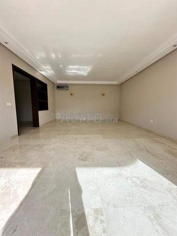 Appartement 2 chambres 120 m² à louer à Oasis, Casablanca — Photo 4