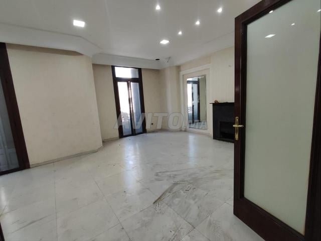 Office 76 m² for sale in Casablanca (Mers Sultan) — Photo 15