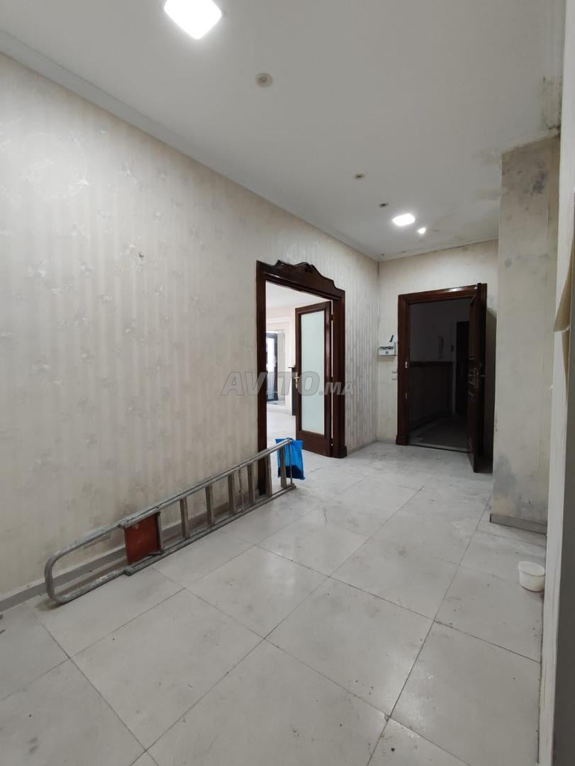 Office 76 m² for sale in Casablanca (Mers Sultan) — Photo 12