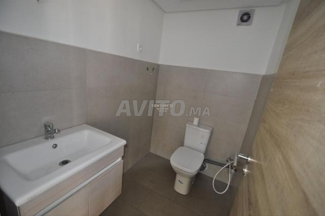 Bureau 97 m² à louer à Mohammédia — Photo 24