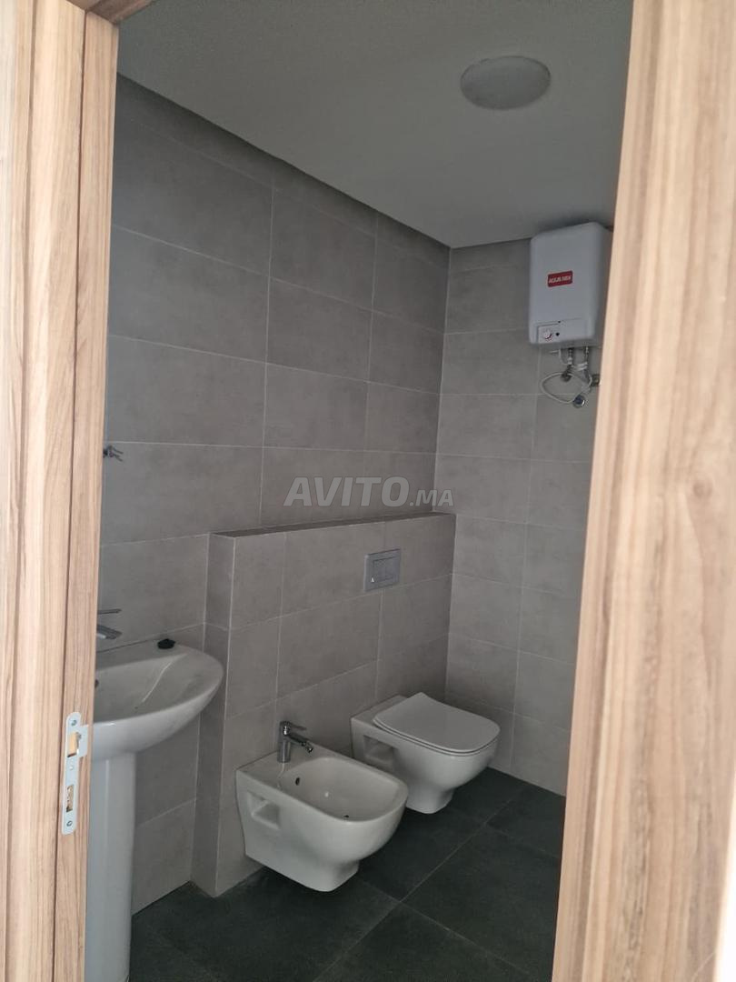 Offices 82 sqm for rent in Casablanca – Roches Noires — Photo 4