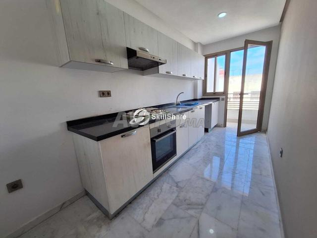 شقة 93 م² للإيجار في الدار البيضاء — Photo 12