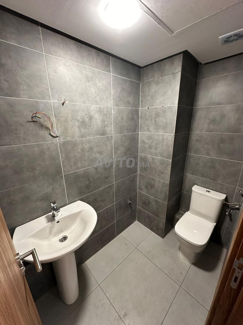 Office 85 m² for rent in Casablanca, Roches Noires — Photo 10