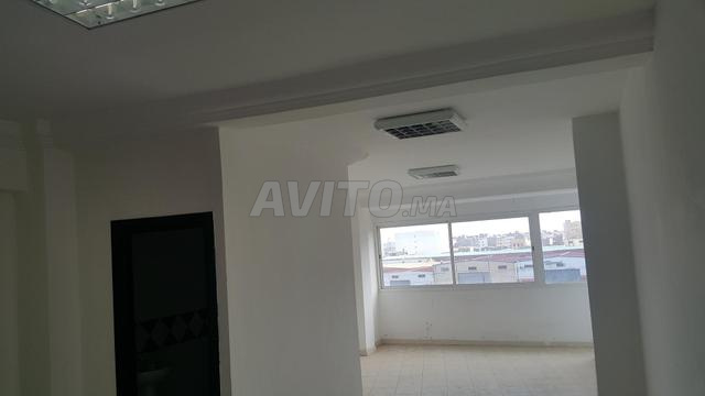 Office 50 m² for Rent in Casablanca — Photo 4