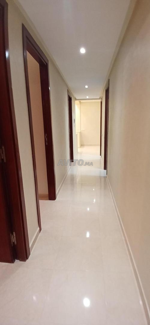 963 m² Apartment for Rent in Bouskoura — Photo 8