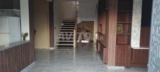 Villa 1000 m² à vendre à El Hajeb — Photo 2