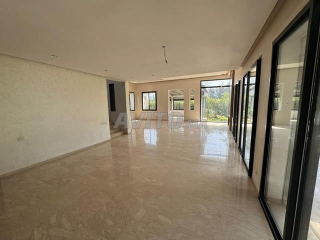 Luxury villa for rent with pool in Casablanca, Ville Verte — Photo 2