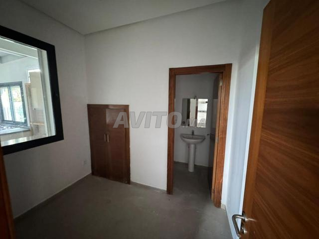 Luxury villa for rent with pool in Casablanca, Ville Verte — Photo 18