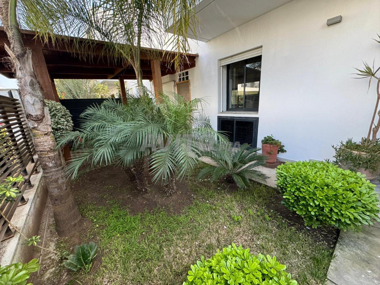Luxury villa for rent with pool in Casablanca, Ville Verte — Photo 11