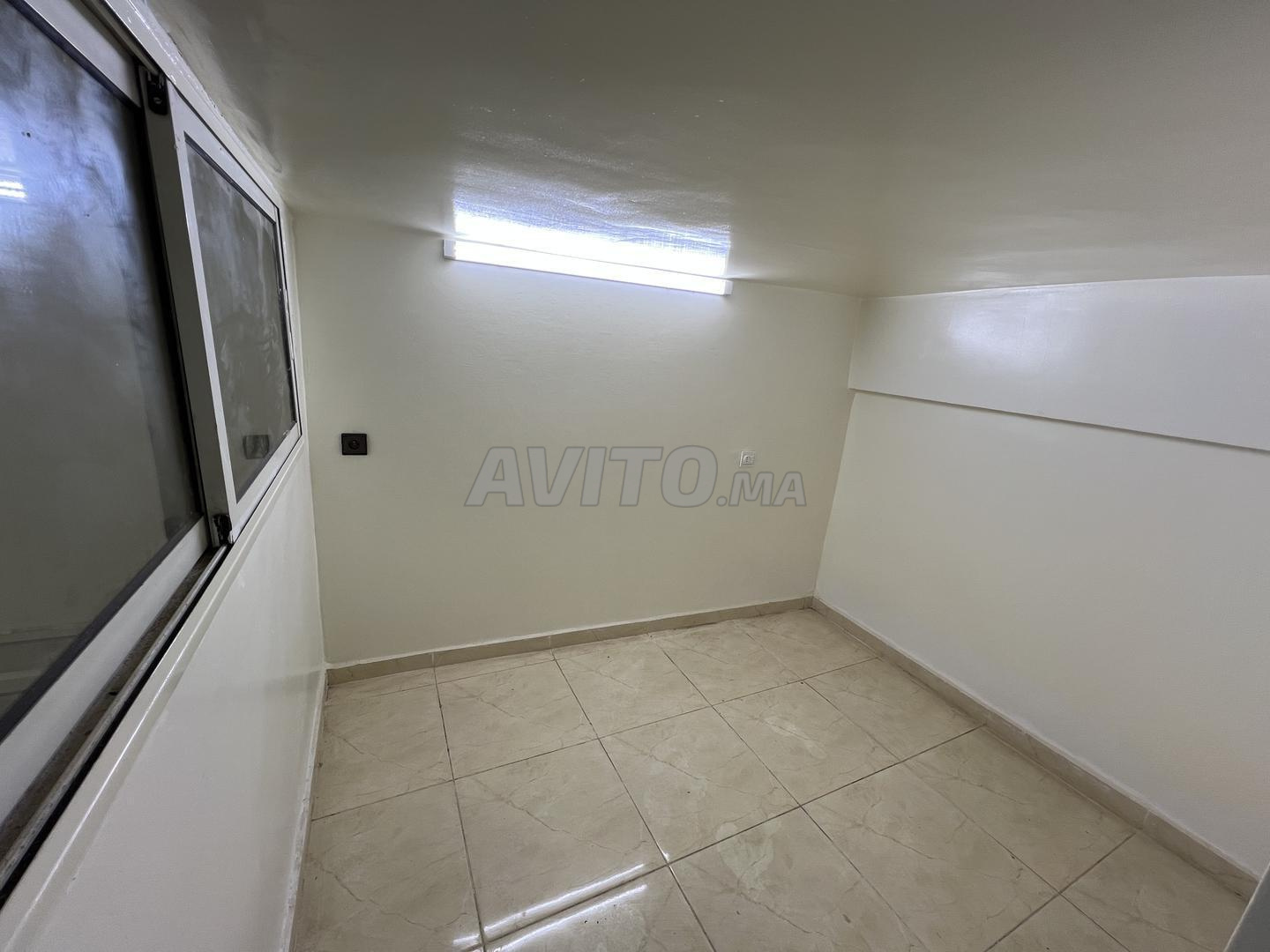 محل تجاري 24 متر مربع للإيجار في الدار البيضاء (إيرحمة) — Photo 6