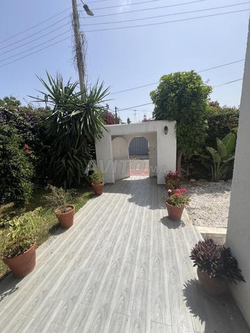 Villa 450 m² à louer à Casablanca - Oasis — Photo 4