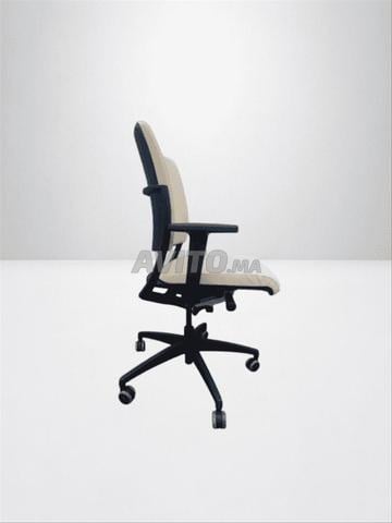 Office 53 m² for Rent in Oulfa, Casablanca — Photo 13