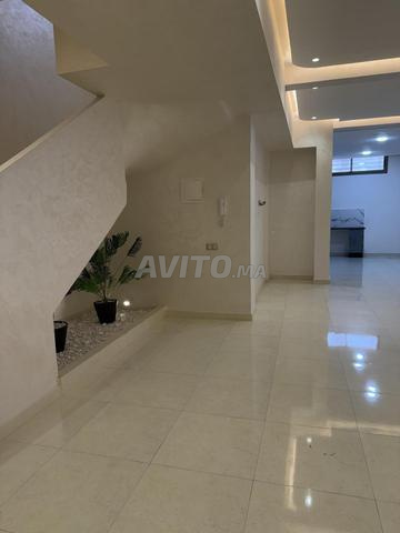 Duplex ensoleillé et chic à vendre à Sidi Maarouf — Photo 19
