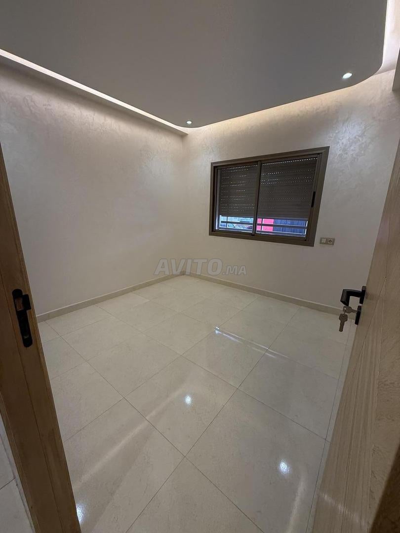 Duplex ensoleillé et chic à vendre à Sidi Maarouf — Photo 10