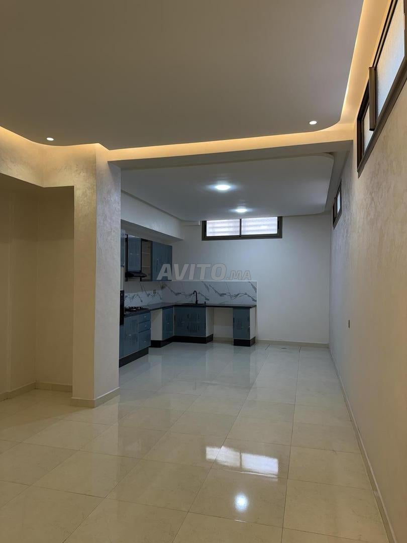 Duplex ensoleillé et chic à vendre à Sidi Maarouf — Photo 16