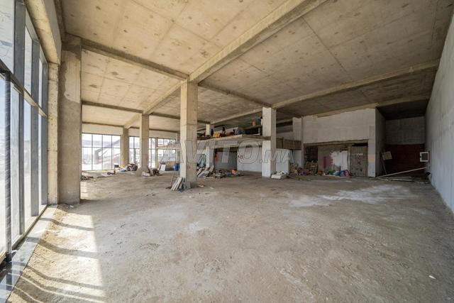 1700m² Showroom for Rent in Ain Sebaa, Casablanca — Photo 3