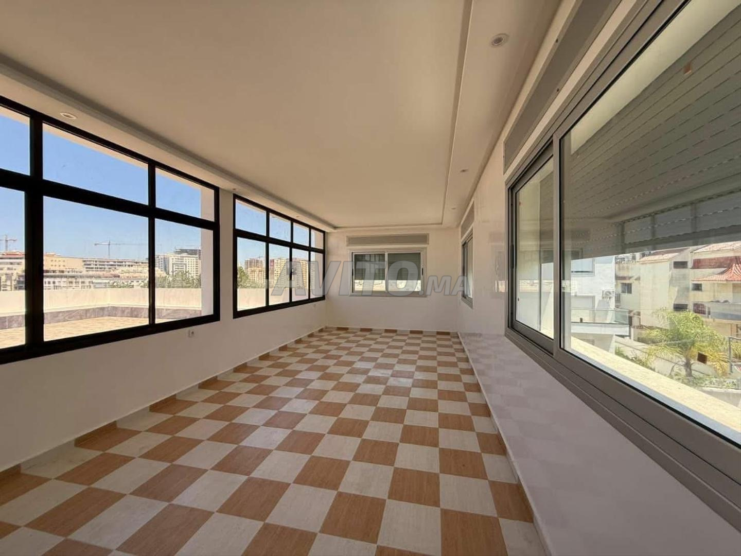 Apartment 500 m² for rent in Tangier — Photo 16