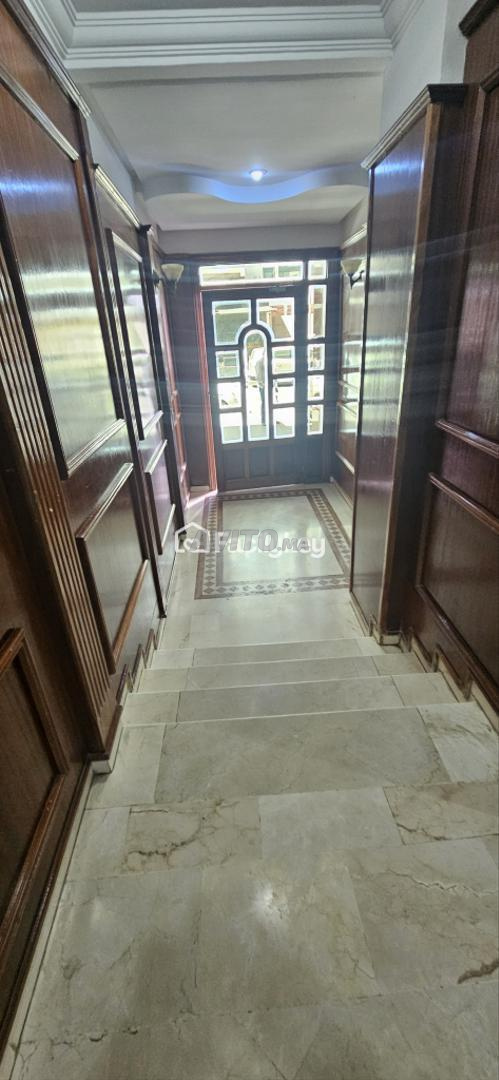 شقة 110 م² للإيجار في الدار البيضاء ( Maarif Bir Anzarane ) — Photo 3
