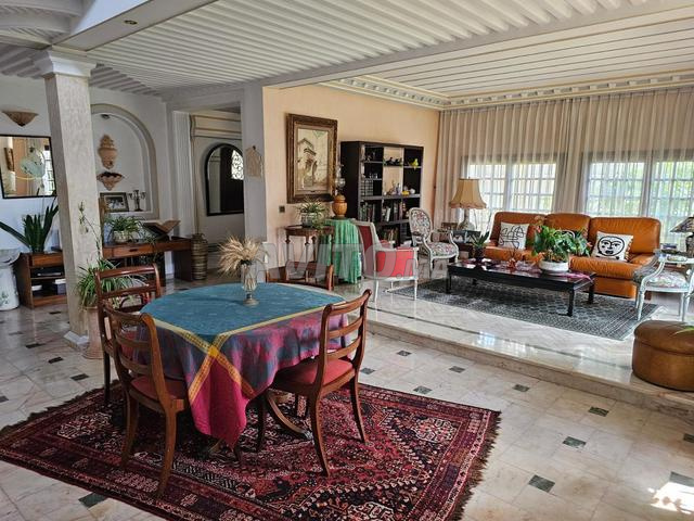 Villa 438 m² à louer à Casablanca — Photo 5