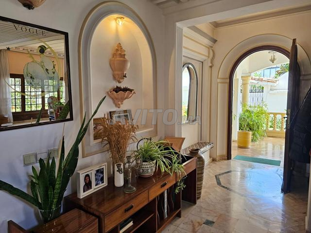 Villa 438 m² à louer à Casablanca — Photo 33