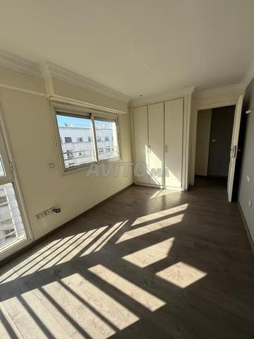 Apartment 80 m² for rent in Casablanca, Belvédère — Photo 4