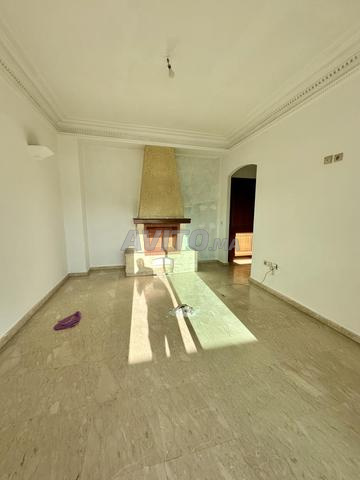 Appartement 80 m² à louer à Casablanca (Racine) — Photo 3