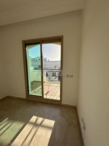 Appartement 80 m² à louer à Casablanca (Racine) — Photo 13