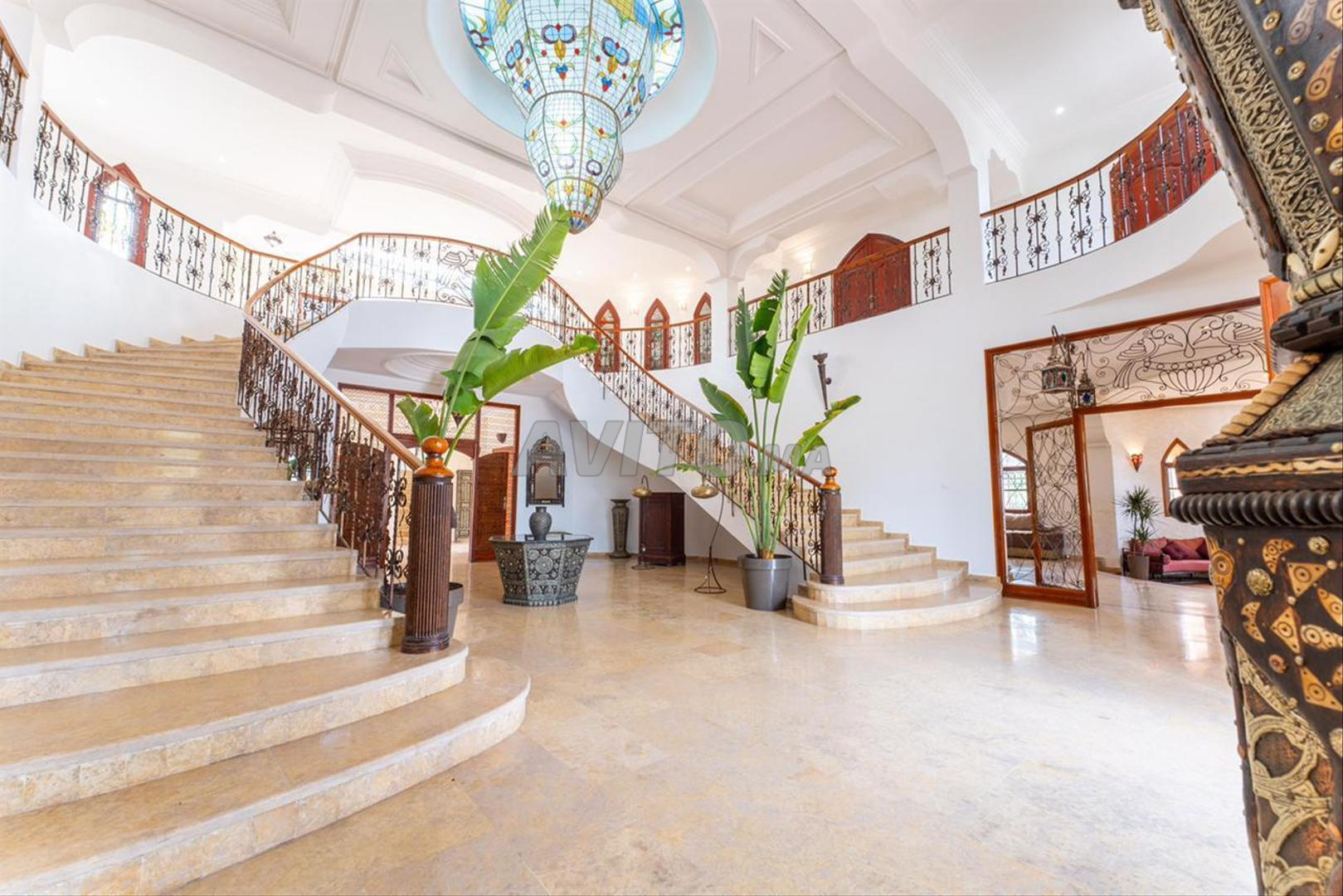 Villa 2000 m² à vendre - à louer à Rabat (Souissi) — Photo 3