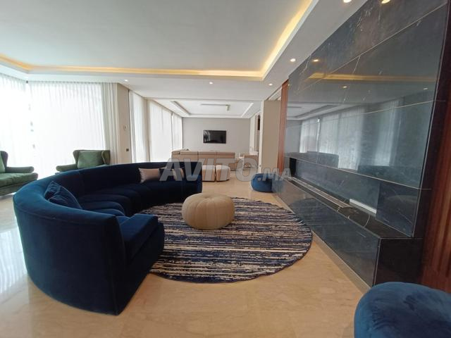 Villa de luxe à louer ou à vendre dans le quartier des Ambassadeurs, Rabat — Photo 4