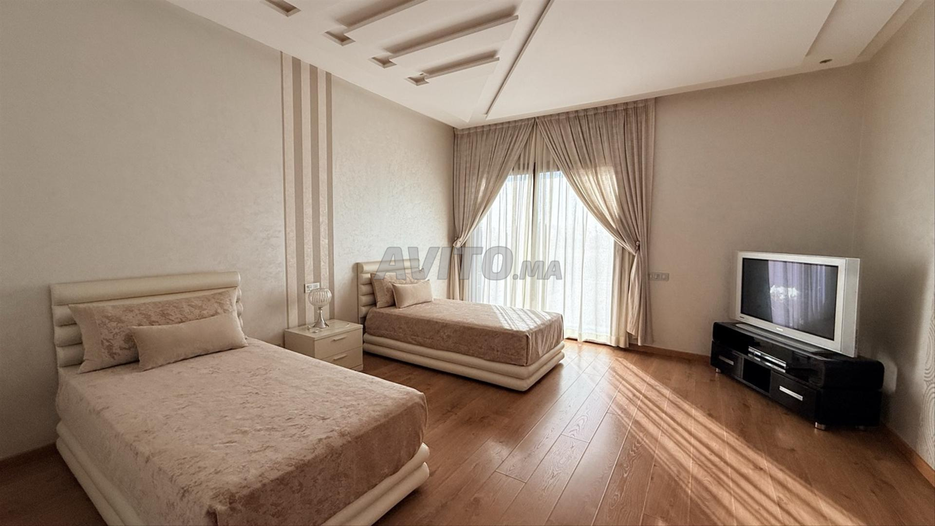فيلا فاخرة للبيع في مراكش 1450م2 9 غرف — Photo 28