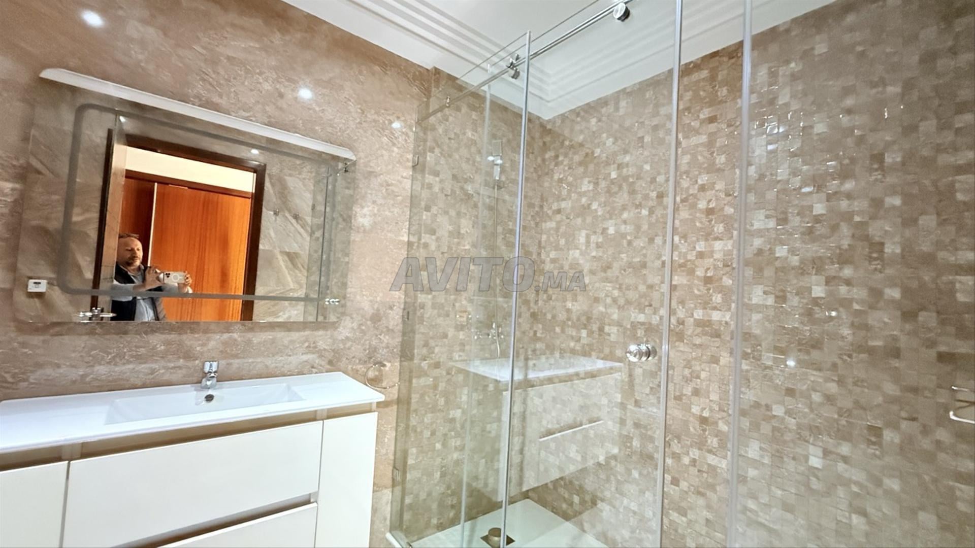 فيلا فاخرة للبيع في مراكش 1450م2 9 غرف — Photo 32