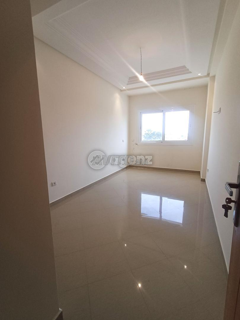Apartment 86 m² for sale in Benslimane — Photo 4