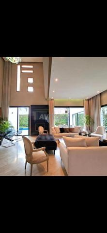 Villa 600 m² à louer à Casablanca (Bouskoura) — Photo 3