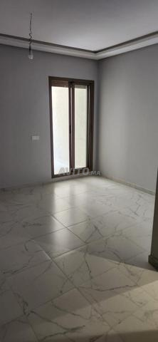 Appartement 48 m² à louer à Casablanca (Centre Ville) — Photo 2