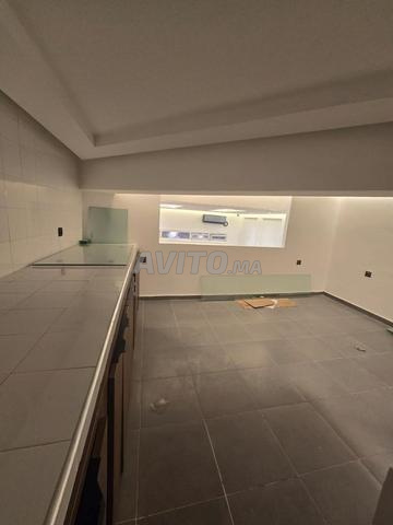 Commercial unit 35 m² for rent in Rabat — Photo 4