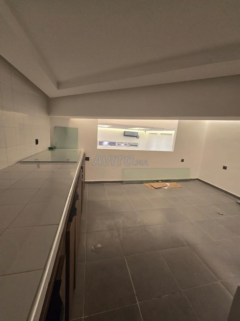 Commercial unit 35 m² for rent in Rabat — Photo 3