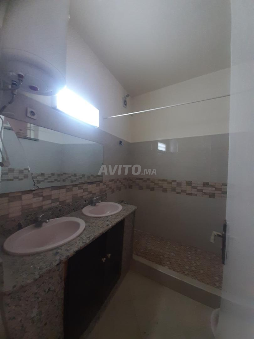 شقة 180 متر مربع للإيجار في الدار البيضاء (بيسويدجو) — Photo 14